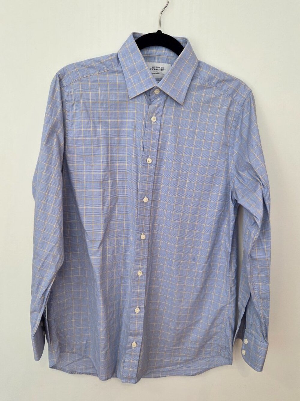 Charles Tyrwhitt Slim Fit dress shirt.